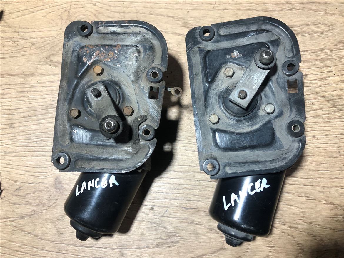 Mitsubishi Lancer 1987-1992 Ön Cam Silecek Motoru (4)