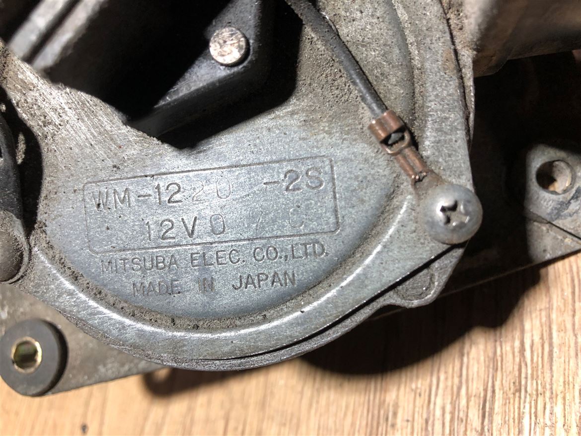 Mitsubishi Lancer L300 1975-1985 Ön Cam Silecek Motoru