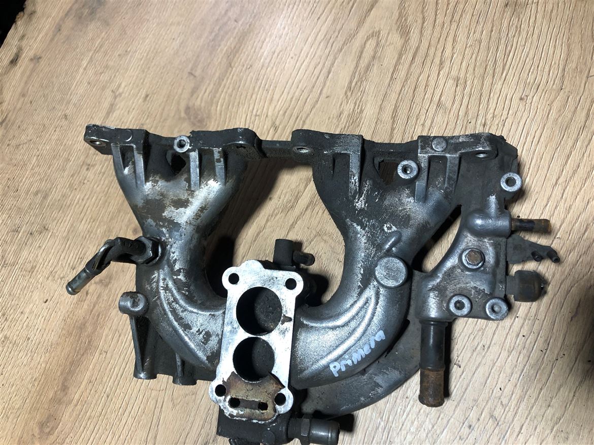 Nissan Sunny Primera 1.4-1.6 1990-95 Karbüratörlü Emme Manifoldu