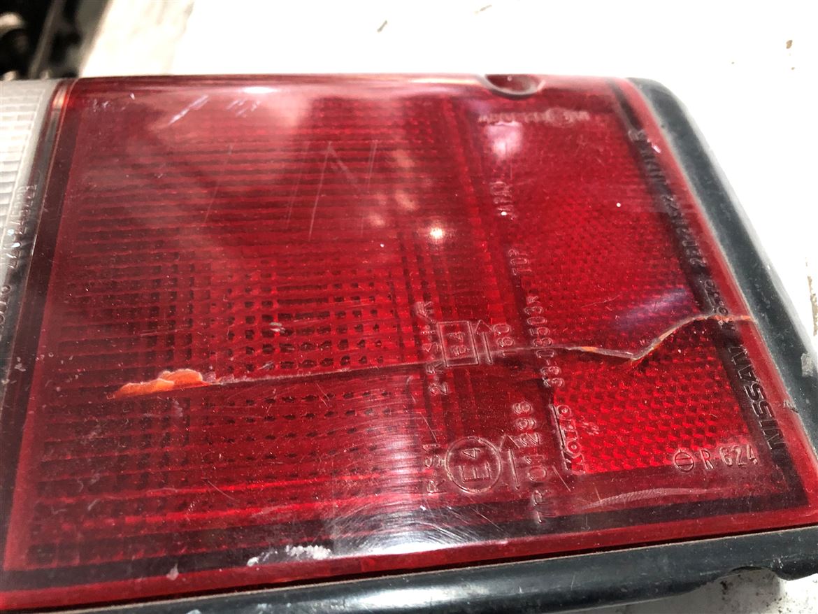 Nissan Urvan Sağ Stop Lambası