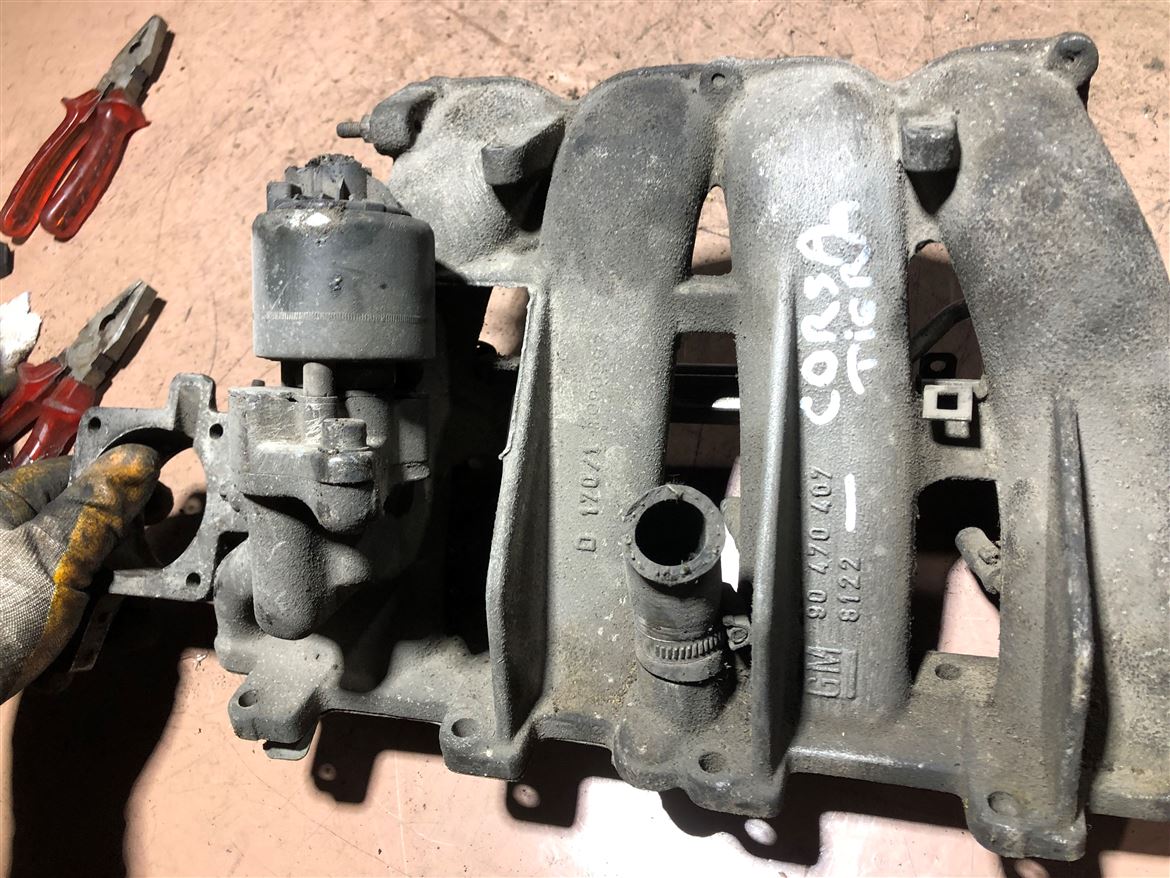 Opel Astra Corsa Vectra Tigra 1.6 16V 1994-02 Enjektör ve Enjektör Kütüğü