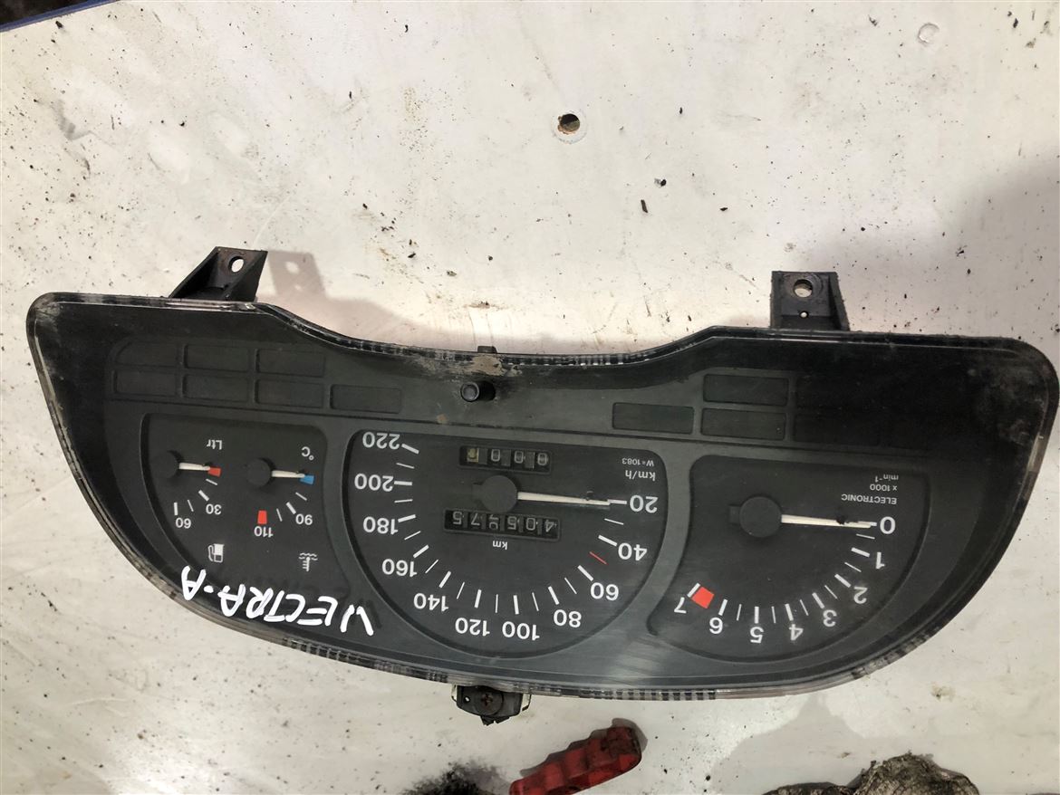 Opel Astra F Vectra A Kilometre Saati Gösterge Paneli