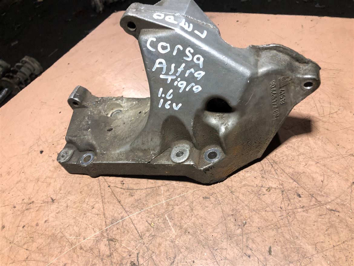 Opel Corsa B Astra G Vectra B 1.4-1.6 16V Klima Komprasör Ayağı 90448177