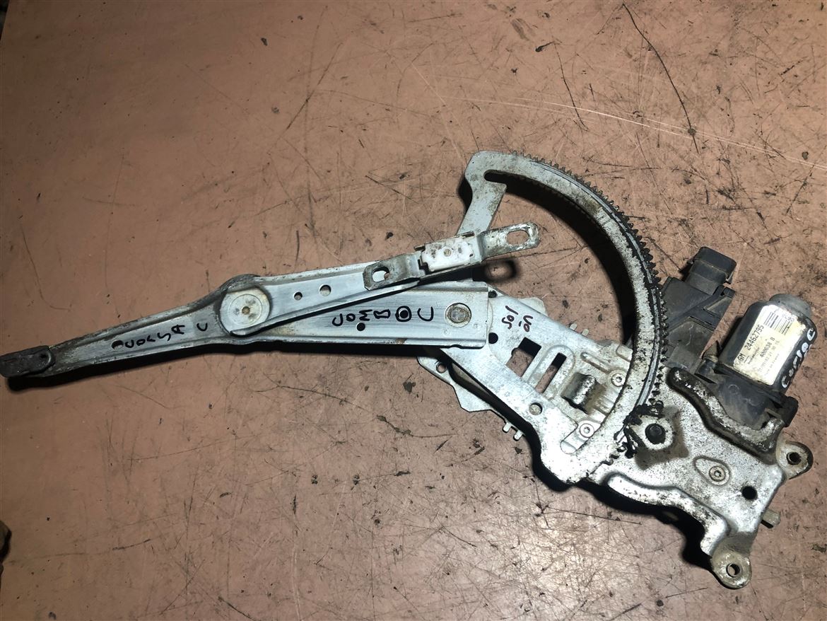 Opel Corsa C Combo C Sol Ön Cam Krikosu (24462795)