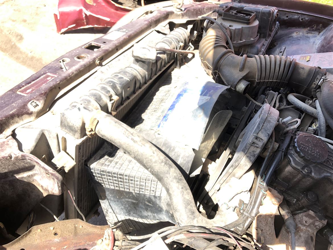 Opel Omega ARadyatör- Radyatör Fan Motoru