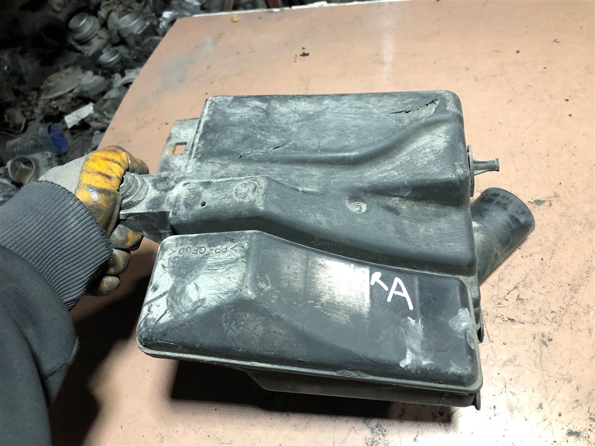 Opel Tigra Hava Filtre Kutusu 90470240