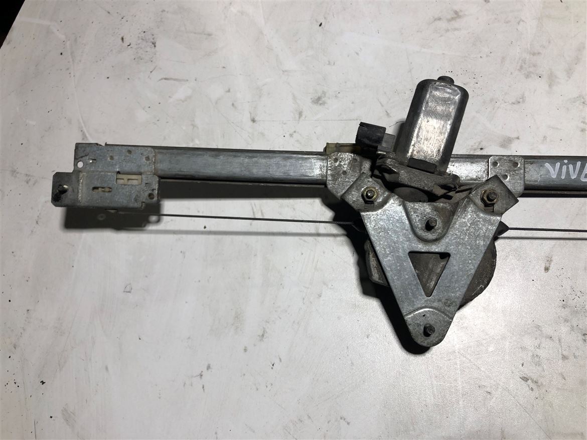 Opel Vivaro - Renault Trafic 2001-14 Sol Ön Kapı Cam Krikosu