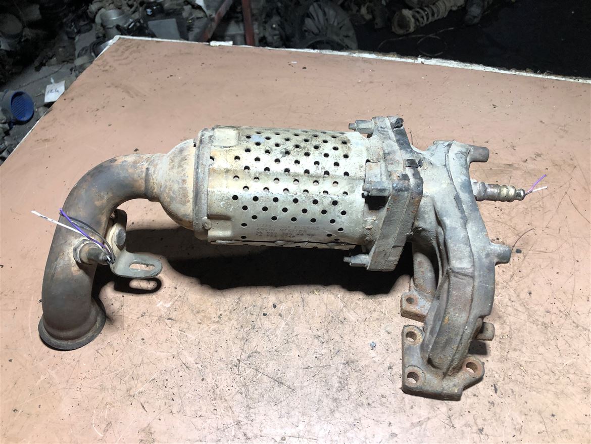 Peugeot 206 307 Citroen C4 1.4 16V 2003 - 2010 Egzoz Monifoldu