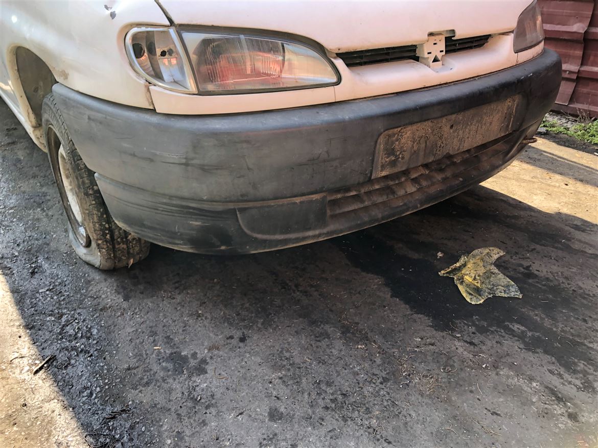 Peugeot Partner 1998-2003 Ön Tampon