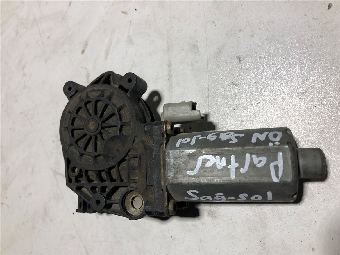Peugeot Partner Berlingo 1996-08 Sağ Sol Ön Kapı Cam Kriko Motoru