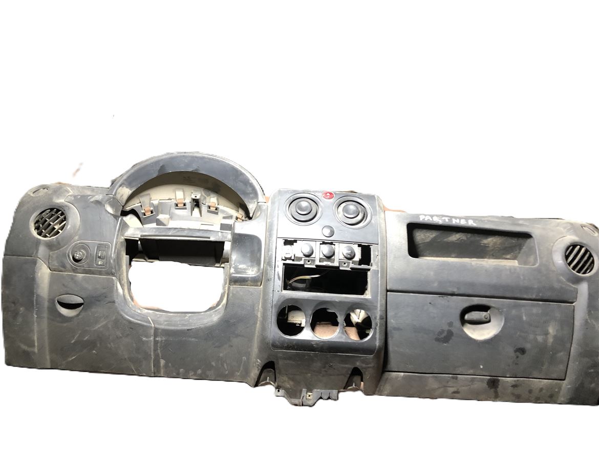 Peugeot Partner Berlingo 2003-2008 Göğüslük