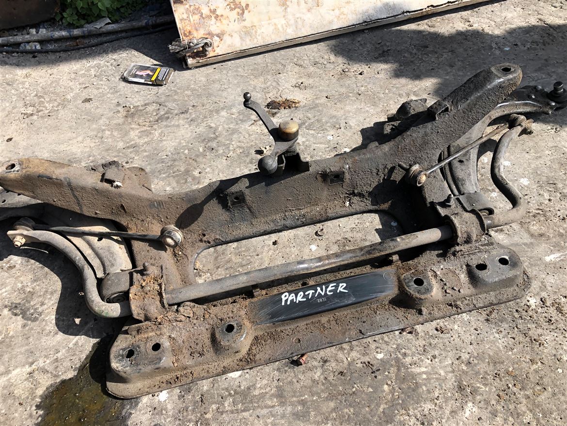 Peugeot Partner Berlingo Xsara 1.9D 1996-2008 Motor Beşiği Alt Travers (4)