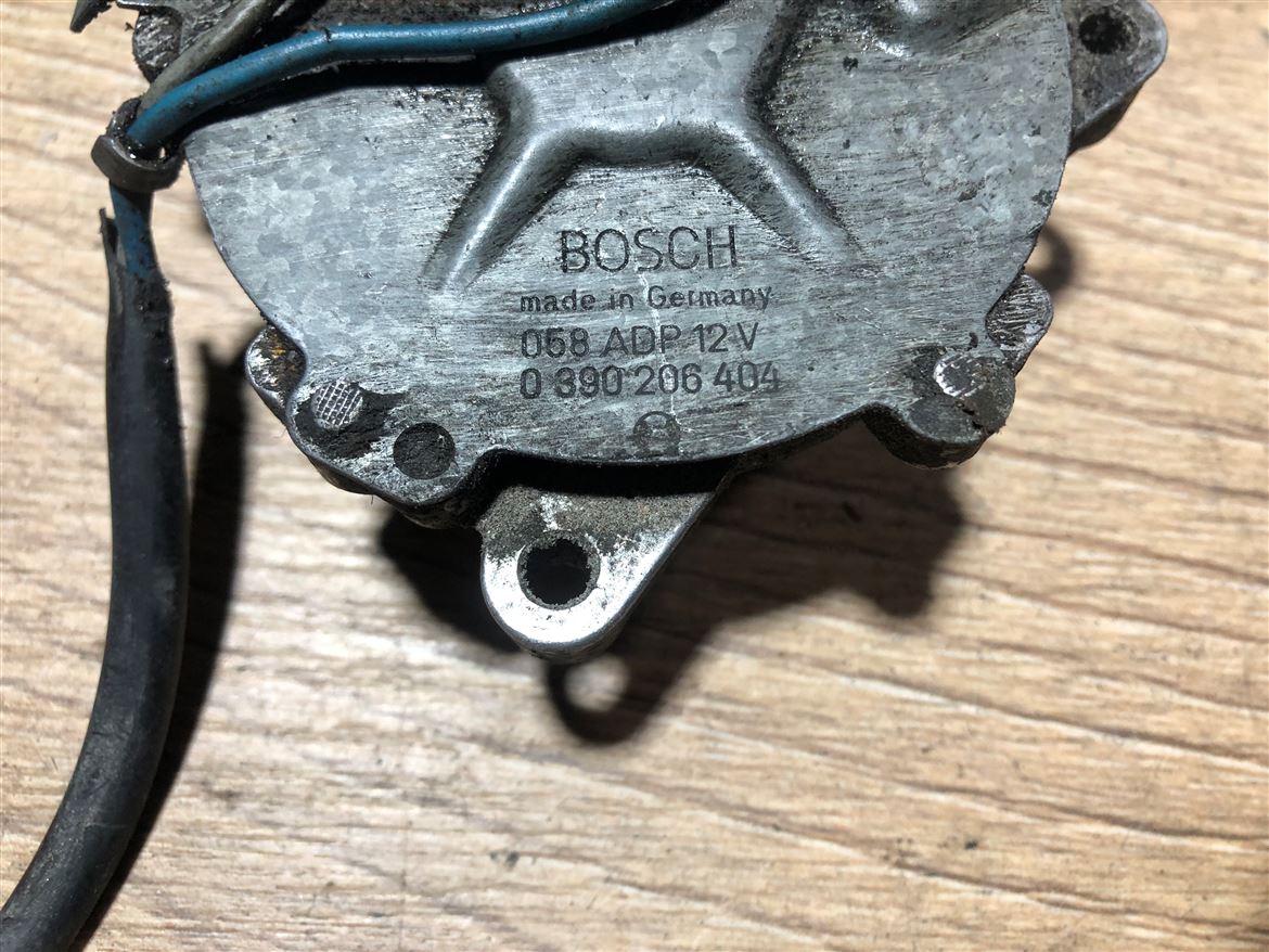 Renault 11 Arka Cam Silecek Motoru (3)