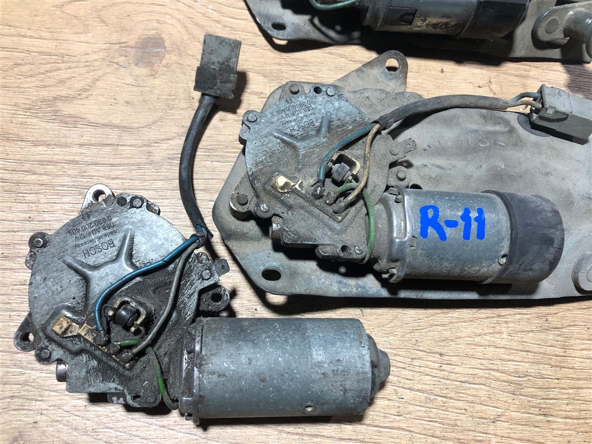 Renault 11 Arka Cam Silecek Motoru (6)