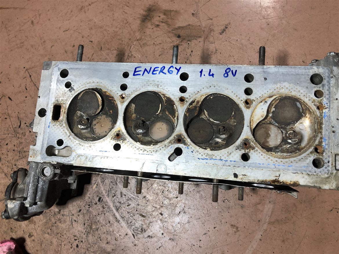 Renault 9-19-Clio 1.4 Energy Silindir Kapağı (2)
