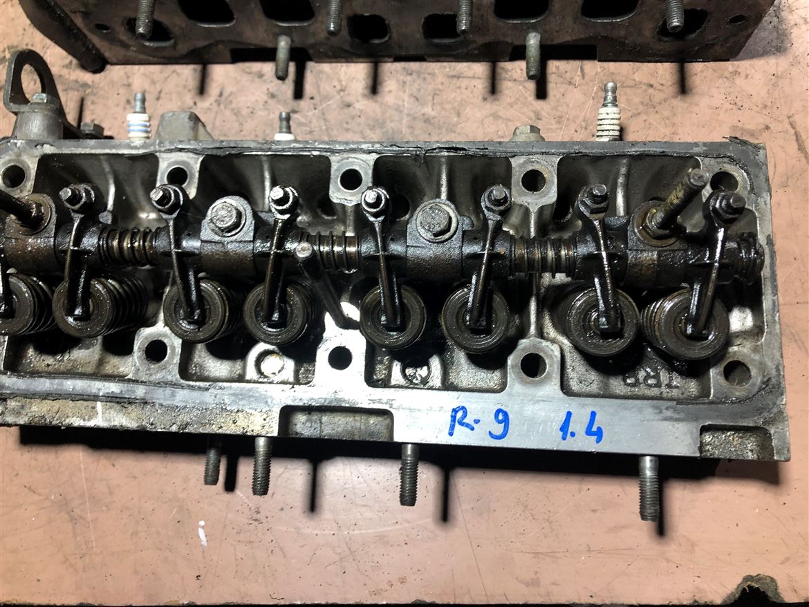 Renault 9 Motor Silindir Kapağı (5)