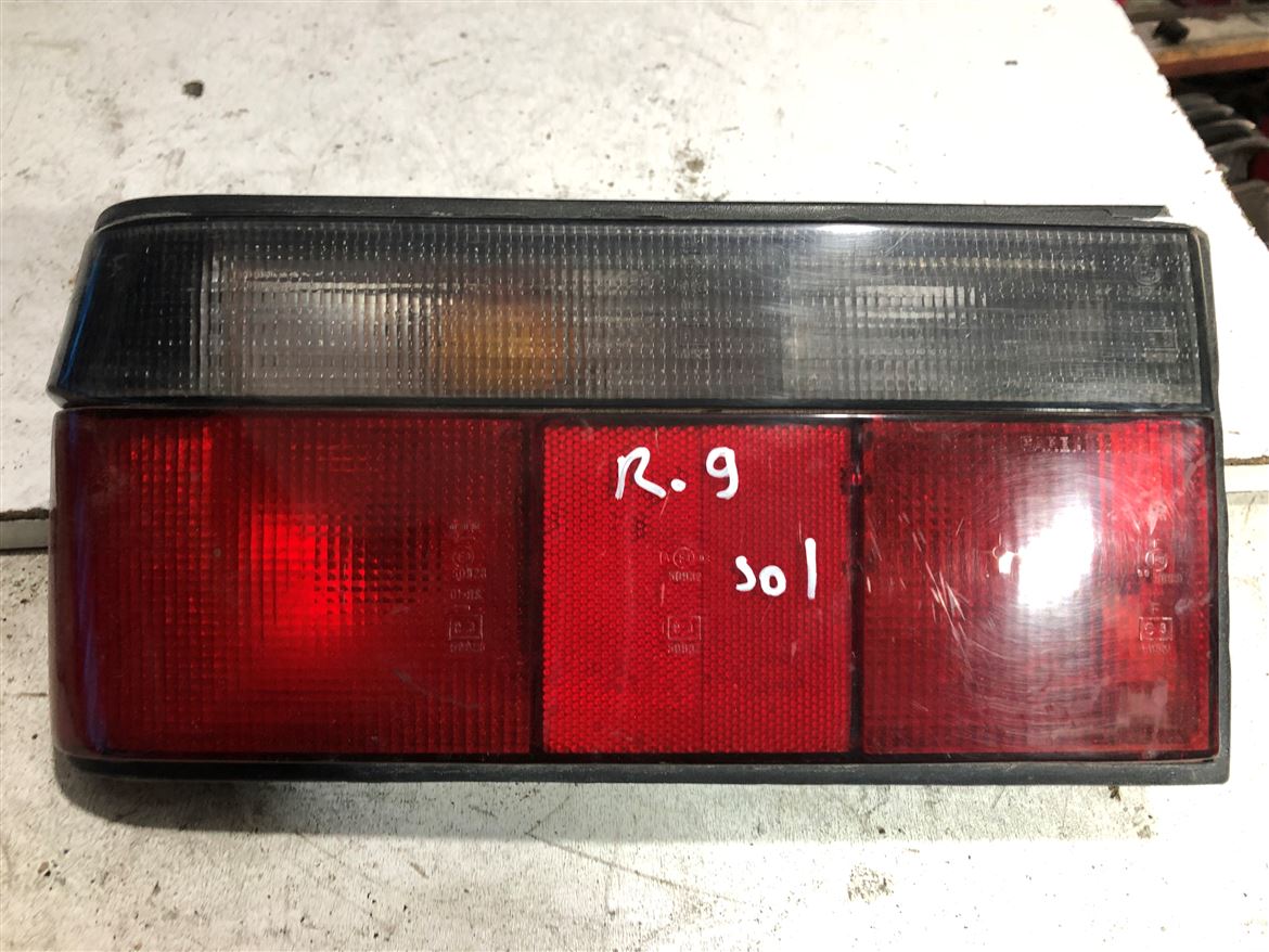 Renault 9 Sol Stop Lambası