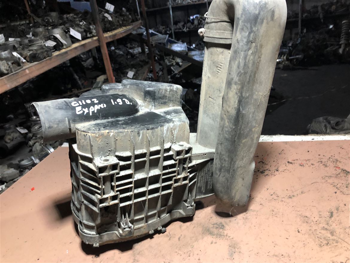 Renault Clio 1 Express 1.9 D Hava Filtre Kutusu 7700855973