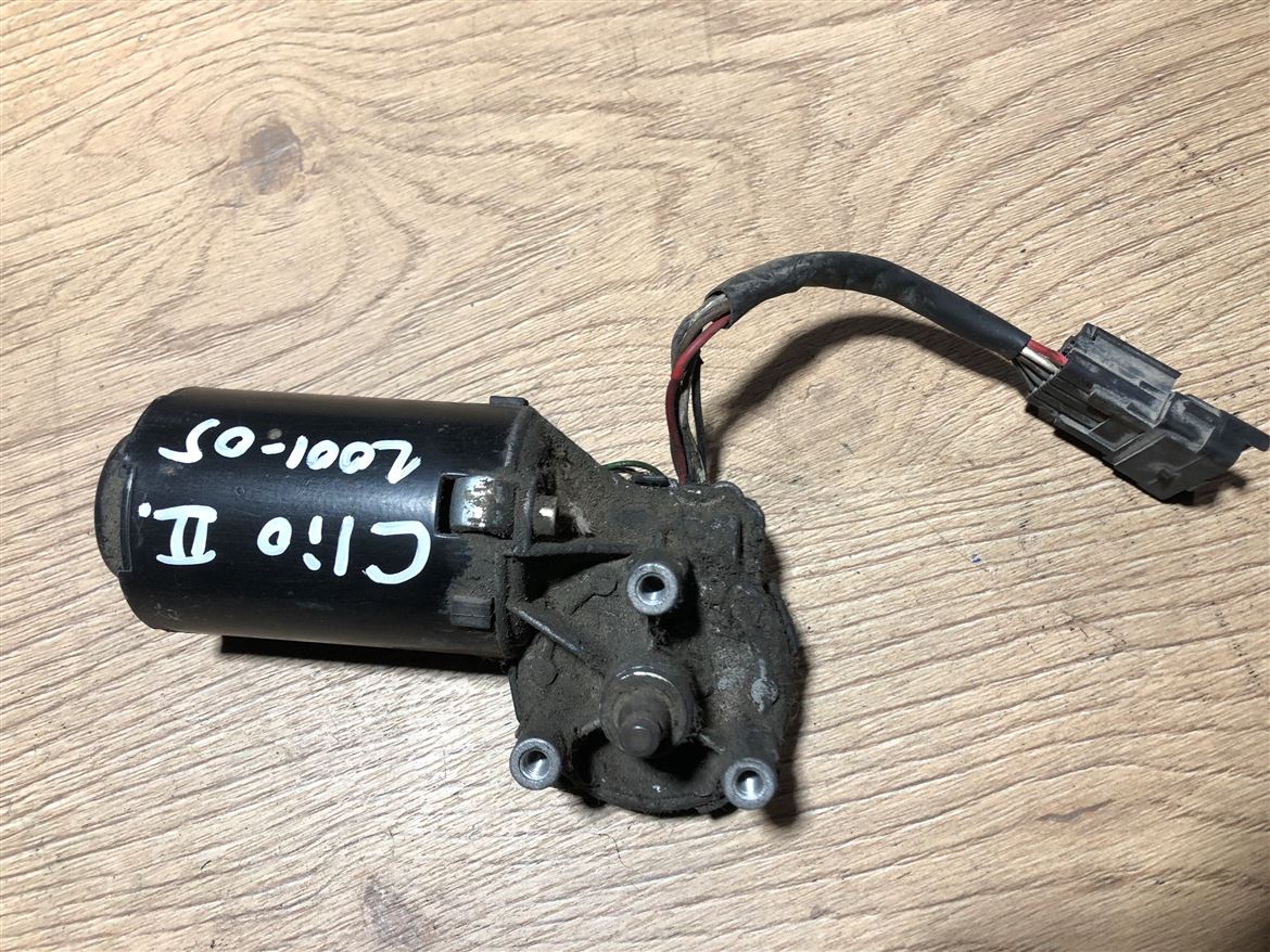 Renault Clio 2001-2005 Ön Cam Silecek Motoru