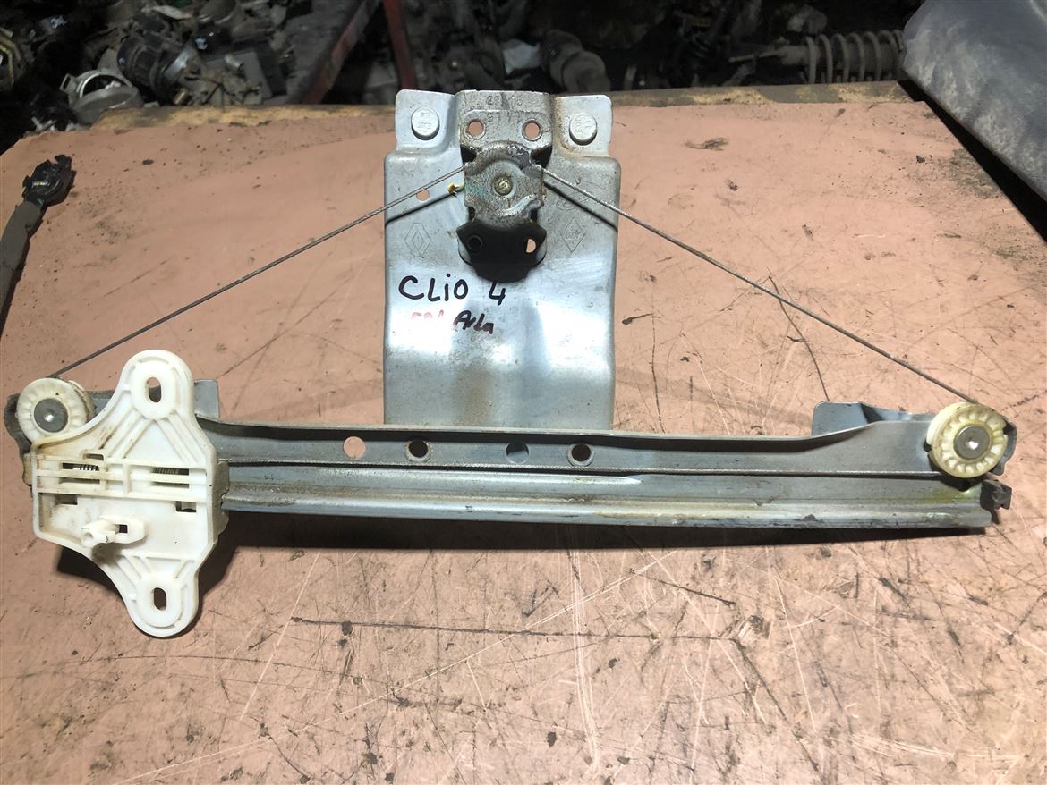 Renault Clio 4 Manuel Sol Arka Kapı Cam Krikosu (Orj.)