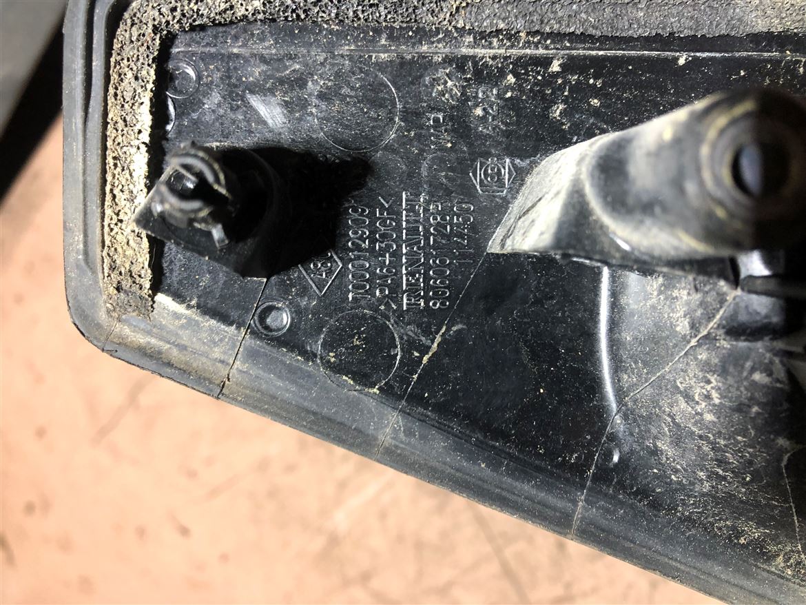 Renault Clio 4 Sol Arka Kapı Dış Açma Kolu (Orjinal)