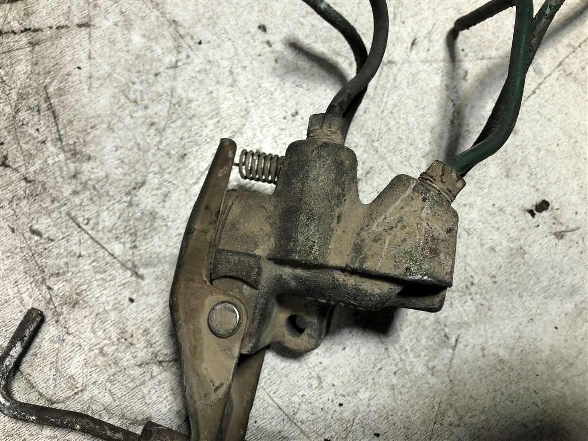 Renault Megan 1 Fren Limitörü