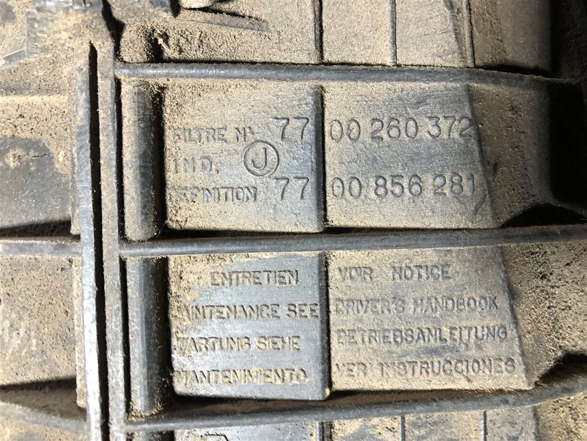 Renault Safrane 3.0 Hava Filtre Kutusu 7700260372