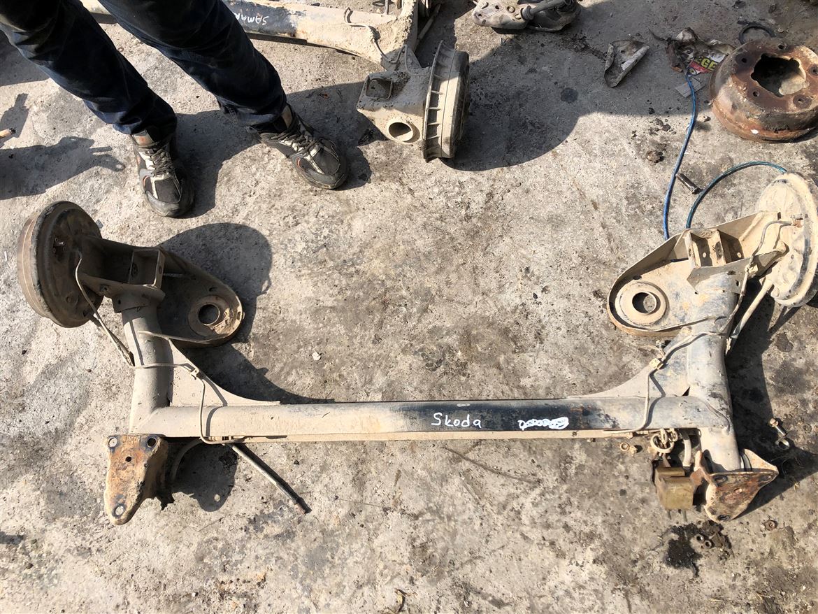 Skoda Favorit Felicia Arka Dingil