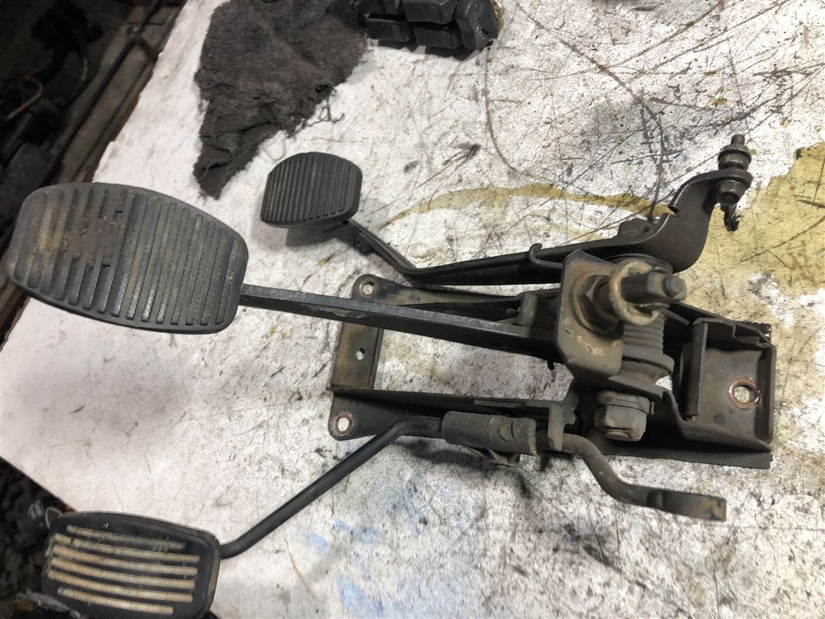 Skoda Felicia Pickup Pedal Seti (Gaz Fren Debriyaj)