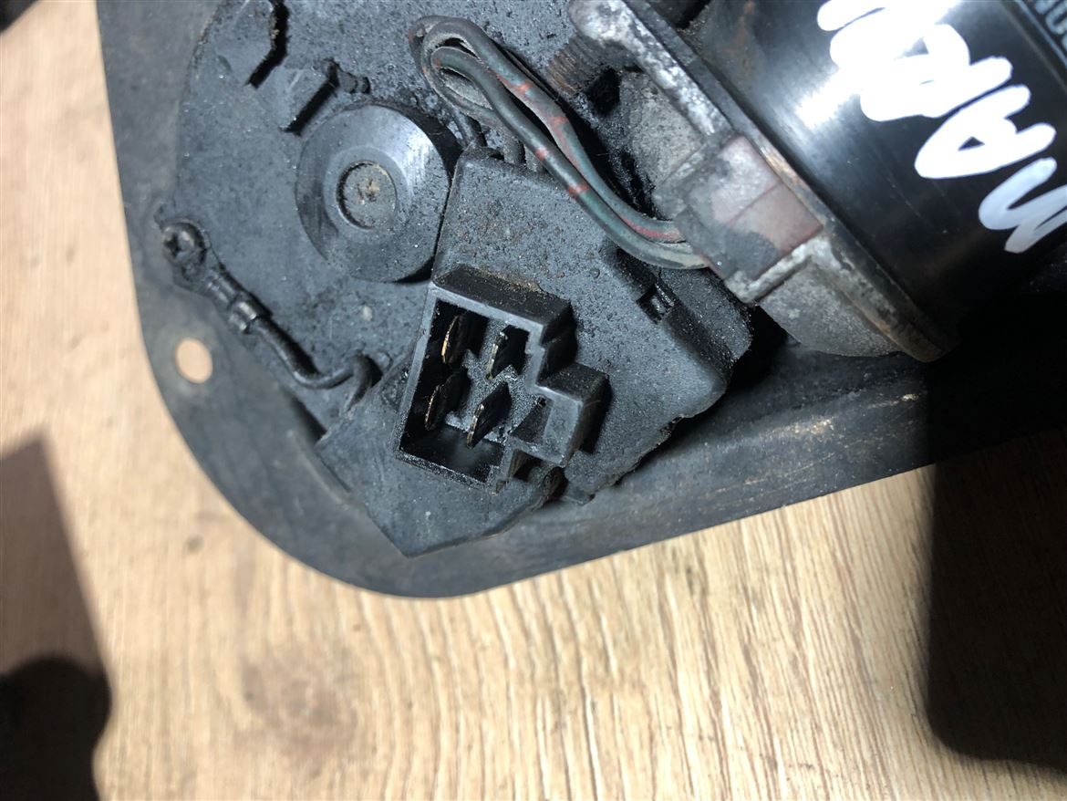 Suzuki Maruti Alto Ön Cam Silecek Motoru (4)