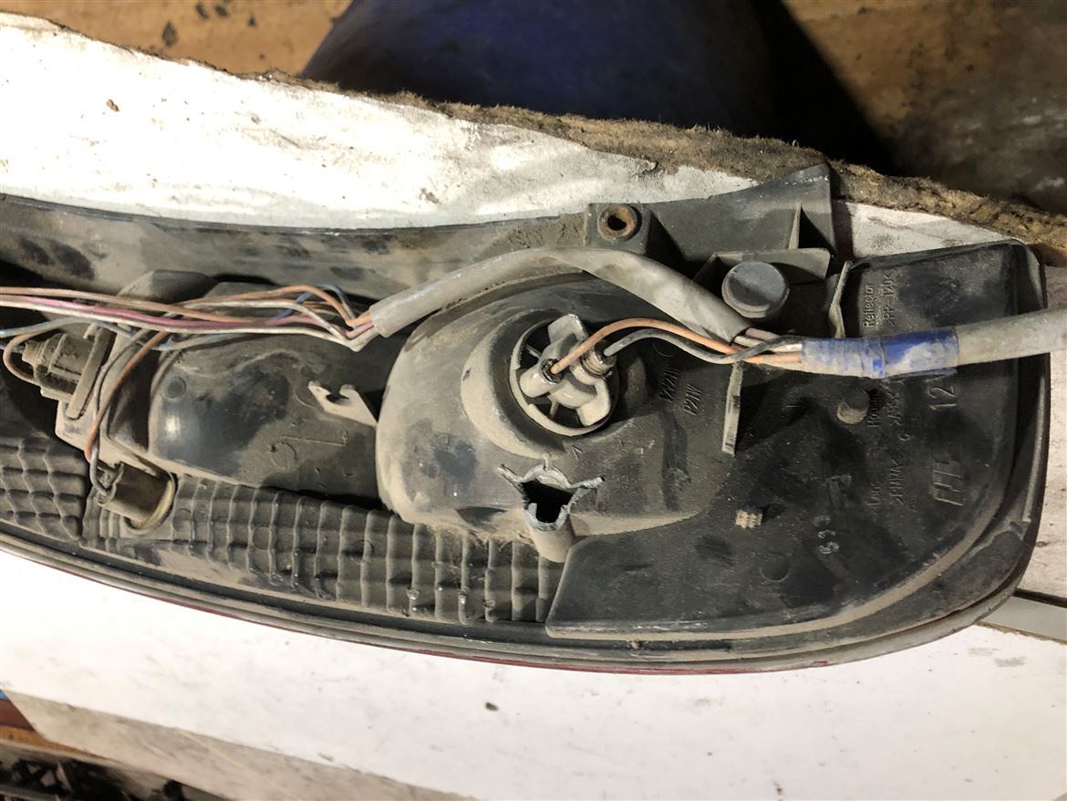 Tata İndica Sağ Stop Lambası (5)