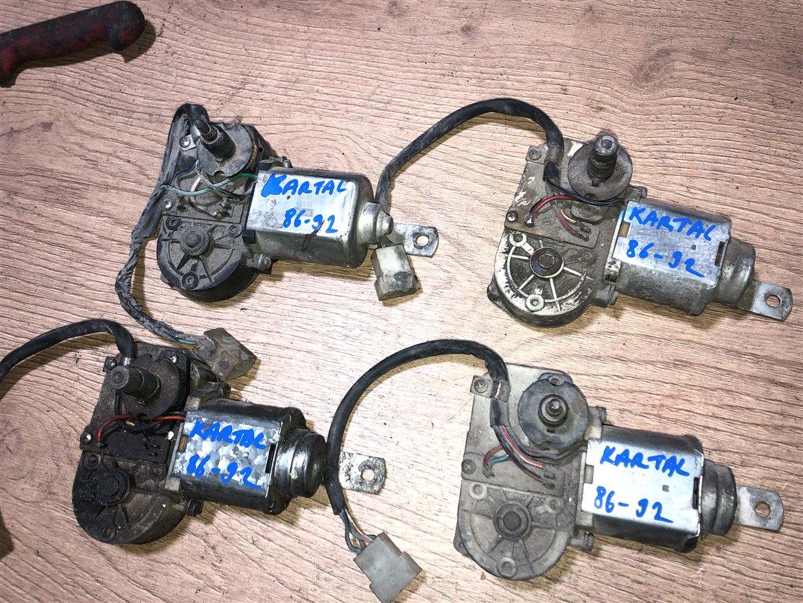 Tofaş Kartal 1986-1992 Arka Cam Silecek Motoru (2)