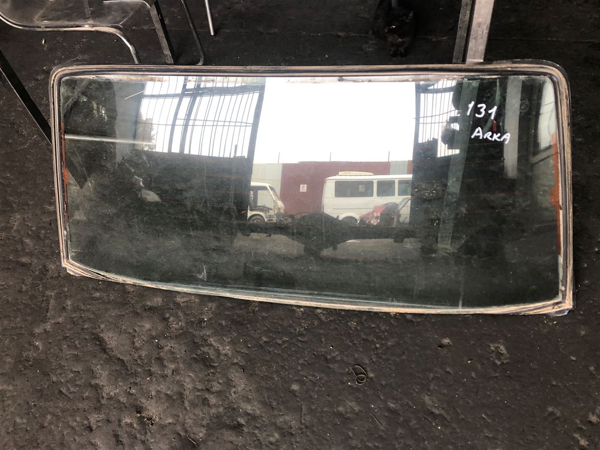 Tofaş Murat 131 Arka Cam