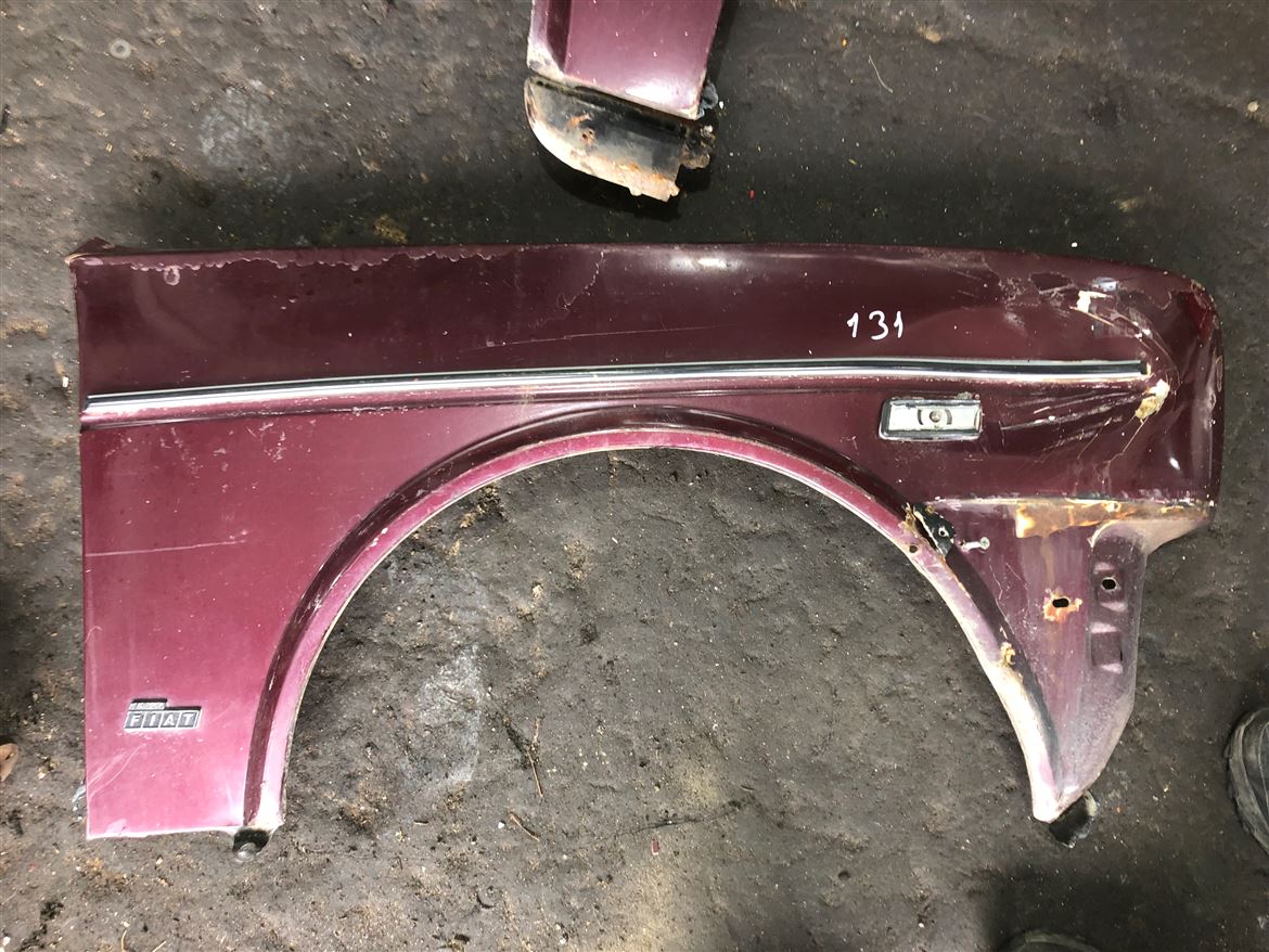 Tofaş Murat 131 Sağ ÖN Çamurluk