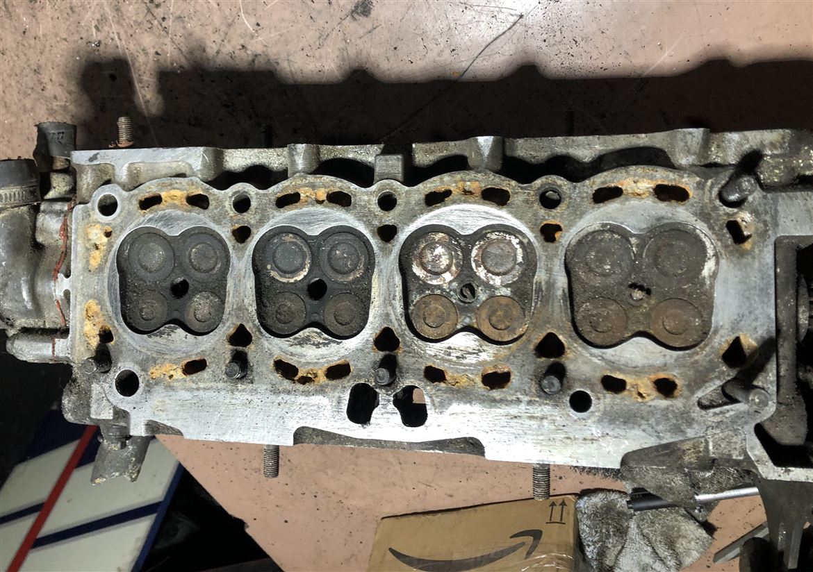 Toyota Corolla Carina Corona 1.6 16V 1993-1998 DOHC Silindir Kapağı (2)