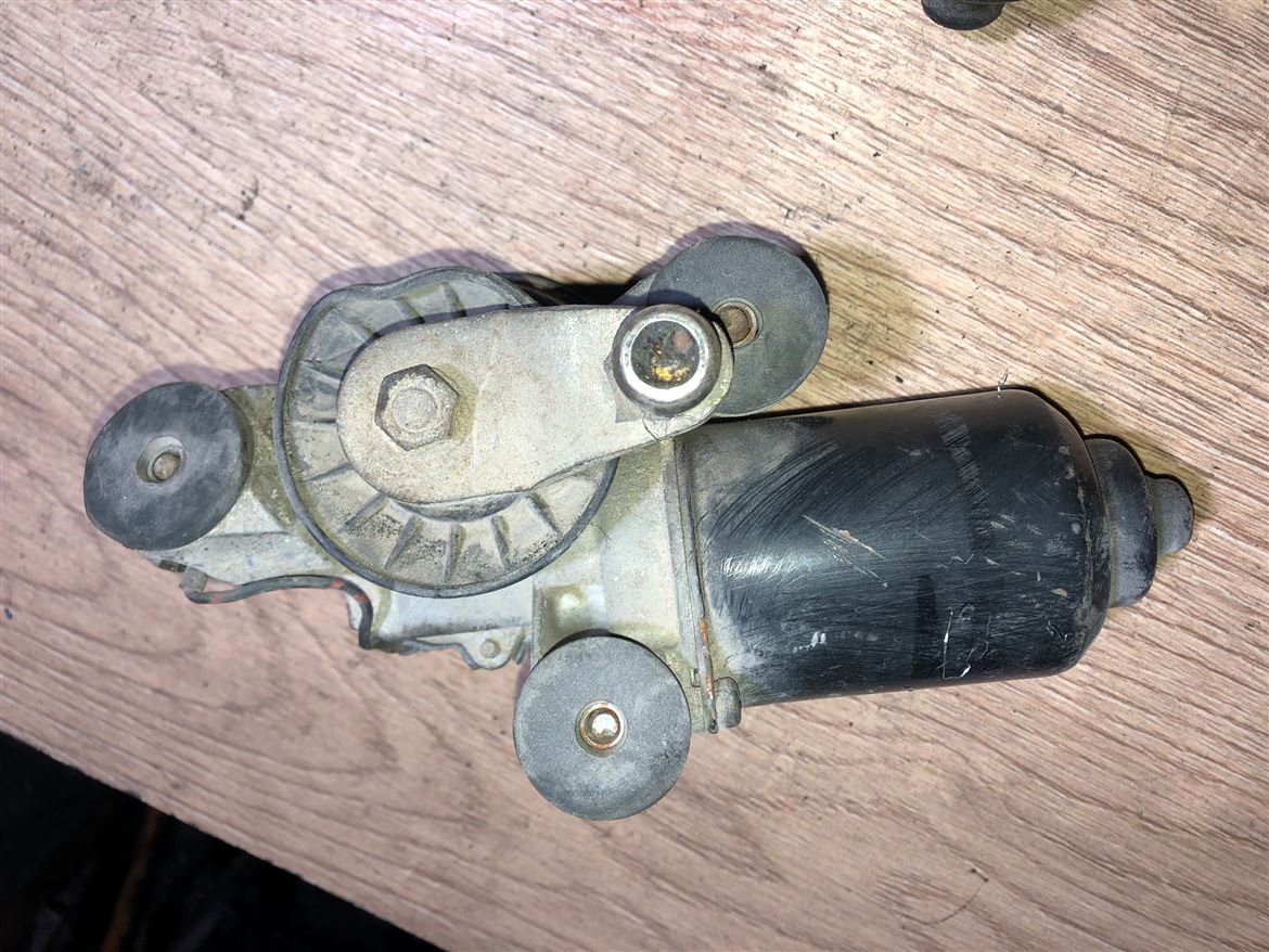 Toyota Corona Carina 1987-1992 Ön Cam Silecek Motoru--4 (4)
