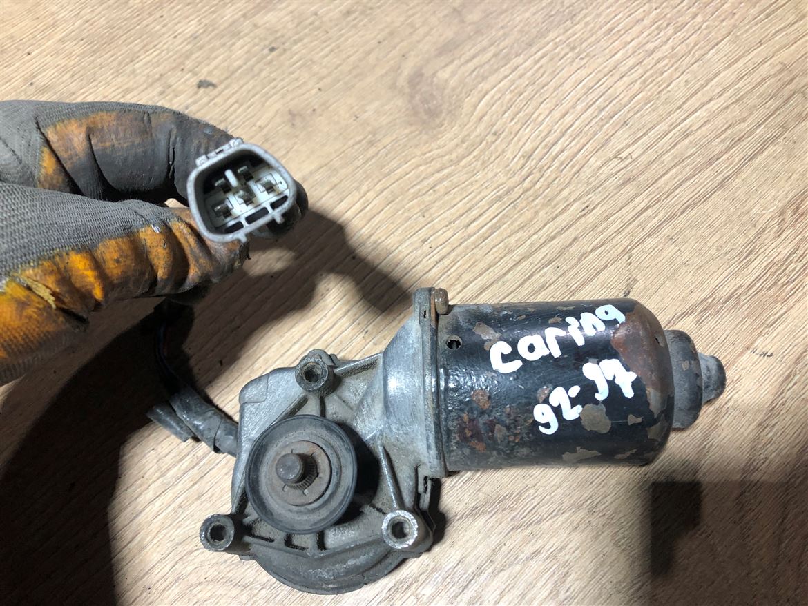 Toyota Corona Carina 1992-1997 Ön Cam Silecek Motoru