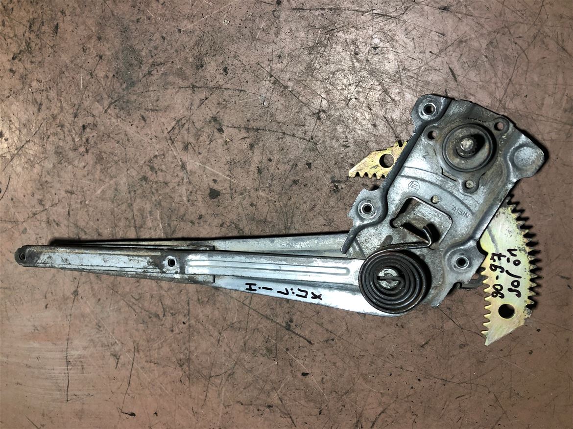 Toyota Hilux 1990-1997 Manuel Sol Ön Kapı Cam Krikosu
