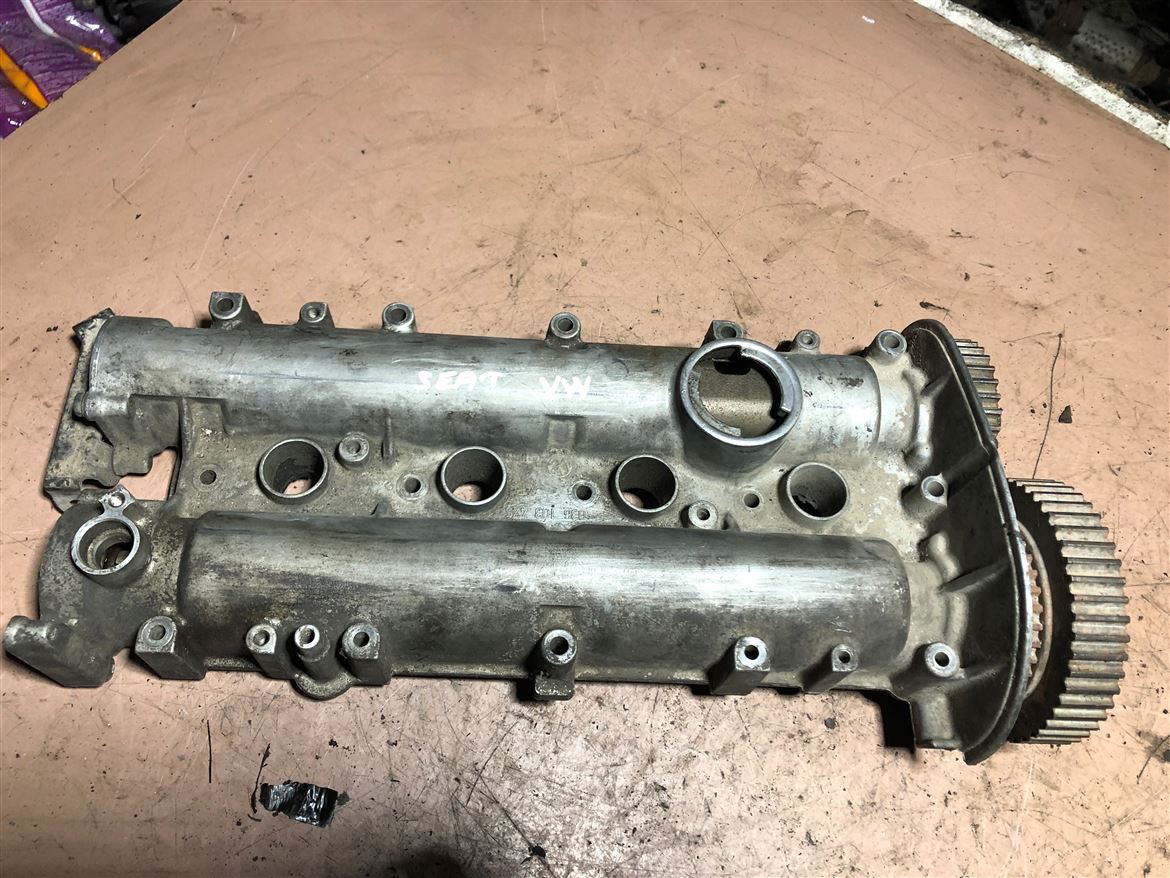 Volkswagen Polo Golf Bora Ibiza Leon Cordoba Toledo Fabia 1.4-1.6 16V 1998-2005 Külbütör Kapağı