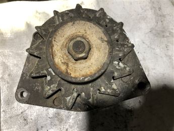 Alfa Romeo 33 1973-1989 (0120489911 BOSCH) Çıkma Şarj Dinamosu
