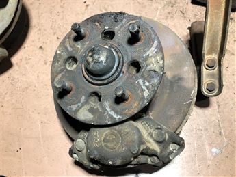 Anadol Sağ Ön Fren Kaliperi