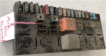 Audi 80 - 100 Sigorta Kutusu 443941822