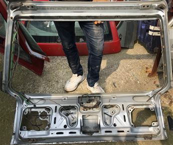 Audi 100 Avant SW 1991-1994 Çıkma Bagaj Kapağı