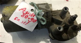 Audi 80 -90 Ön Cam Silecek Motoru 811955113