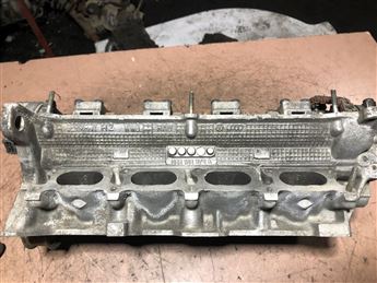 Audi A3 A4 A6 TT 1.8 20V 1996-01 Silindir Kapağı 058103373A