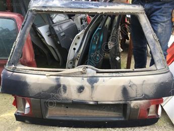 Audi A4 SW Arka Cam Silecek Motoru