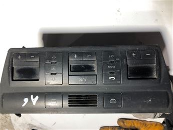 Audi A6 1998-2003 Klima Kontrol Paneli