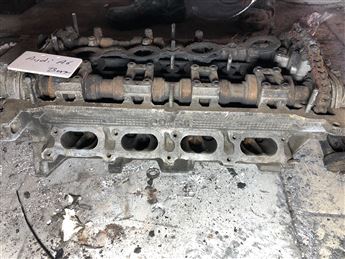 Audi A6 Benzinli Çıkma Motor Silindir Kapağı