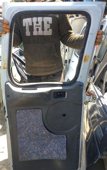 BMC Levend 2000-2009 (Çift Kabin) Sol Arka Kapı