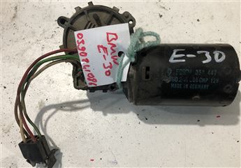 BMW E30 Ön Cam Silecek Motoru 0390241086